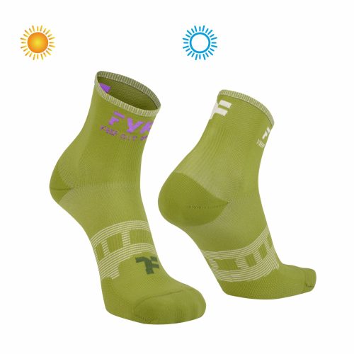 Boost Socks Low: Green Sun Socks that change the color of the fyke logo with exposure to the sun.